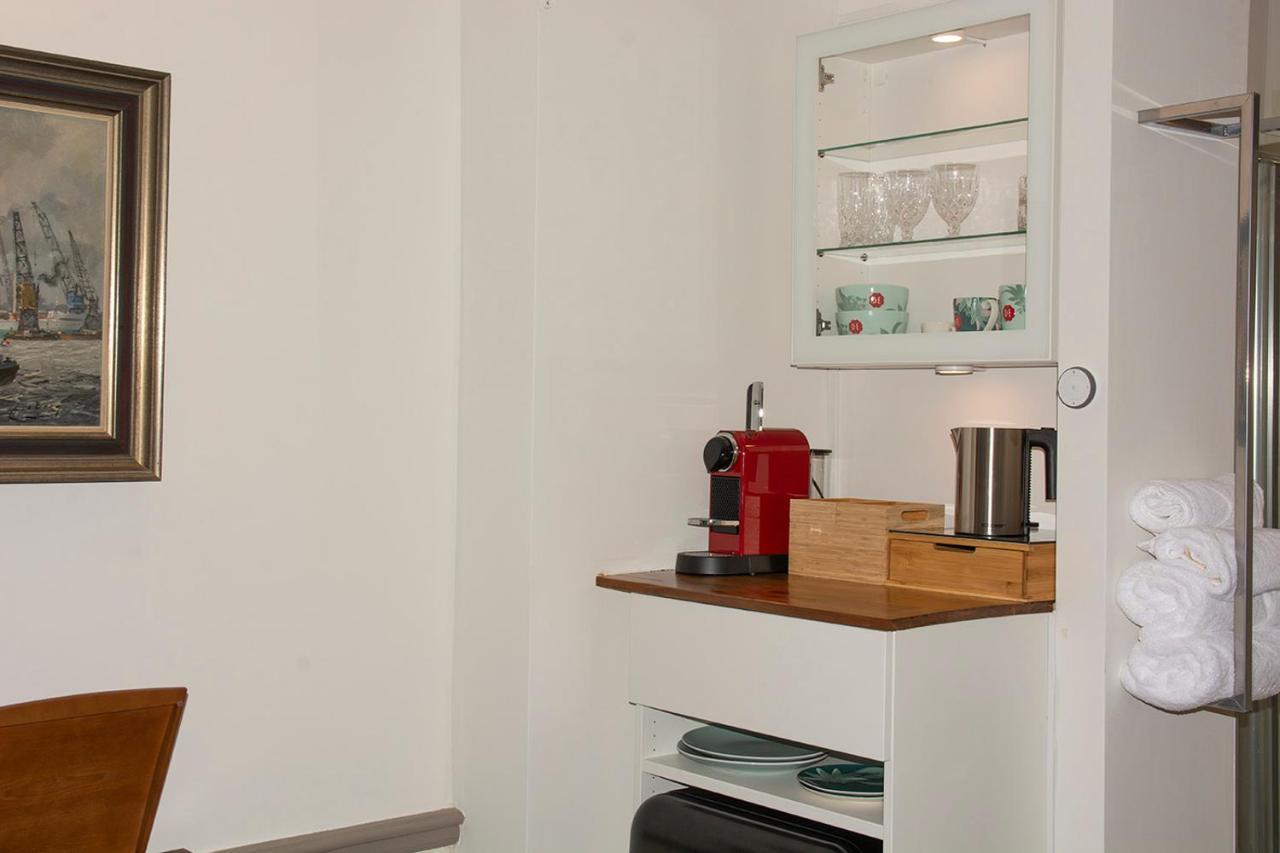 B&B Belle Chambre - Luxe In Art Deco Stijl Dordrecht Ngoại thất bức ảnh